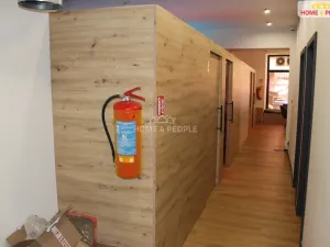 Pronájem obchodního prostoru, Benešov, Malé náměstí, 98 m2