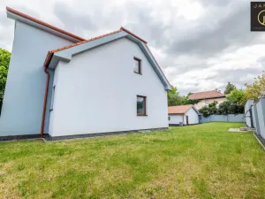 Prodej rodinného domu, Kladno, Svépomoc, 209 m2
