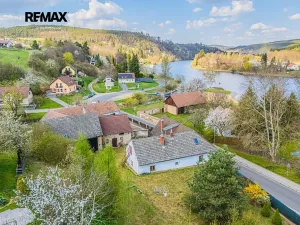 Prodej rodinného domu, Kamýk nad Vltavou, 363 m2