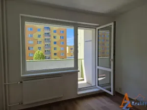 Pronájem bytu 3+1, Jirkov, U Stadionu, 71 m2