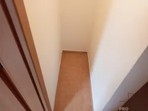Pronájem bytu 1+kk, Praha, Lumiérů, 57 m2
