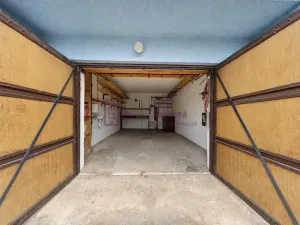 Pronájem garáže, Jindřichův Hradec - Jindřichův Hradec IV, Jakubská, 18 m2