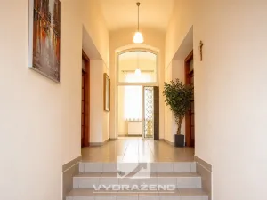 Prodej vícegeneračního domu, Dolní Kounice, 400 m2