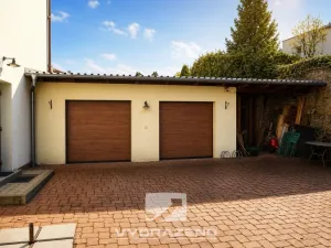 Prodej obchodního prostoru, Dolní Kounice, 400 m2