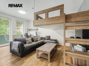 Prodej bytu 2+kk, Kamenice, Jednosměrná, 72 m2