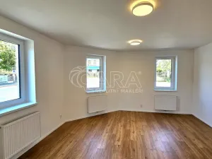 Pronájem bytu 2+1, Nižbor, Berounská, 58 m2