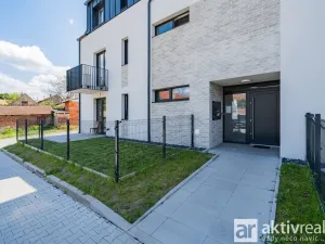 Pronájem bytu 2+kk, Ovčáry, Na Bulánce, 62 m2