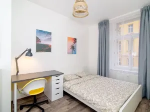 Pronájem bytu 2+kk, Praha - Karlín, Sokolovská, 50 m2