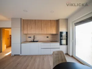 Prodej bytu 2+kk, Zaječí, Hlavní, 60 m2