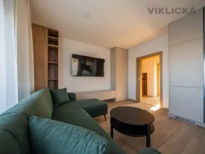 Prodej bytu 2+kk, Zaječí, Hlavní, 63 m2