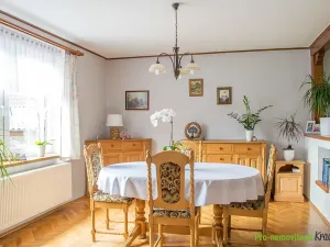 Prodej rodinného domu, Osek, 192 m2