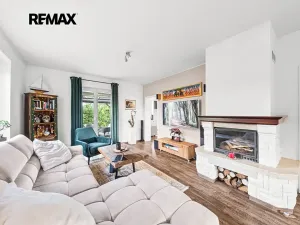 Prodej rodinného domu, Jesenice, Hledíková, 205 m2