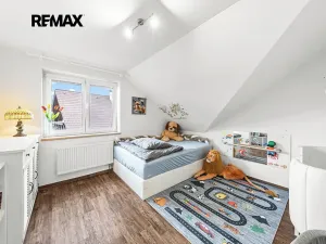Prodej rodinného domu, Jesenice, Hledíková, 205 m2