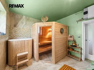 Prodej rodinného domu, Jesenice, Hledíková, 205 m2