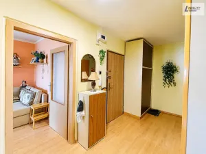 Prodej bytu 3+1, Praha - Kyje, Bajgarova, 64 m2