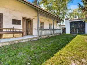 Prodej zemědělské usedlosti, Dolní Stakory, 300 m2