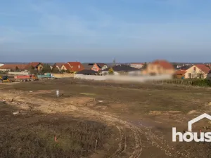 Prodej pozemku pro bydlení, Božice, 828 m2