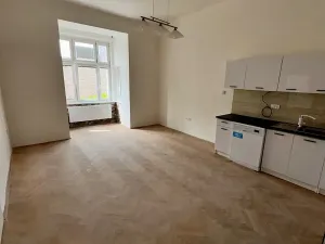 Pronájem bytu 3+kk, Pardubice, Sladkovského, 105 m2