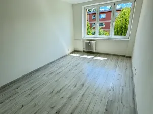 Prodej bytu 2+1, Karviná, Na Kopci, 54 m2