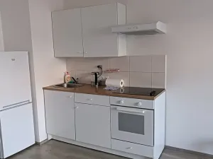 Pronájem bytu 1+kk, Praha - Letňany, Hlučkova, 34 m2