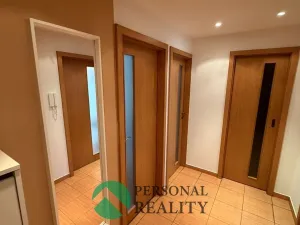 Pronájem bytu 3+1, Praha - Střížkov, Českolipská, 55 m2