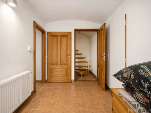 Prodej rodinného domu, Leština, 180 m2