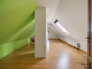 Prodej rodinného domu, Leština, 180 m2