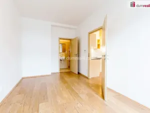 Pronájem bytu 2+kk, Praha - Hloubětín, V chaloupkách, 45 m2