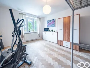 Prodej bytu 3+kk, Praha, Poštovská, 73 m2