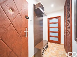 Prodej bytu 3+kk, Praha, Poštovská, 73 m2