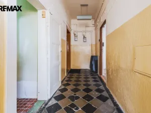 Pronájem bytu 1+1, Praha - Holešovice, Letohradská, 40 m2
