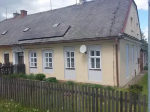 Prodej podílu 1/4 rodinného domu, Břidličná, 85 m2