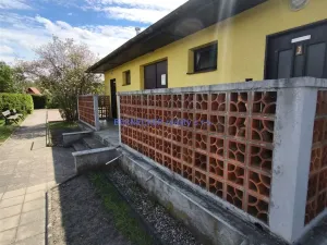 Prodej chaty, Hradec Králové - Nový Hradec Králové, Zahrádkářská osada Zlatá růže, 18 m2