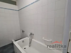 Pronájem bytu 2+1, Opava - Město, náměstí Osvoboditelů, 51 m2