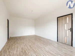 Prodej bytu 3+1, Volary, Sídl. Míru, 70 m2