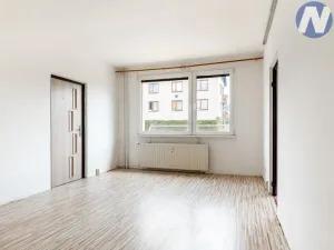 Prodej bytu 3+1, Volary, Sídl. Míru, 70 m2