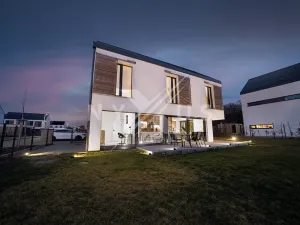 Pronájem rodinného domu, Přezletice, Hrušková, 169 m2