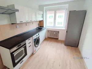 Pronájem bytu 2+1, Praha - Kobylisy, Vršní, 56 m2