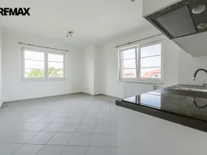 Pronájem bytu 3+kk, Holubice - Kozinec, Lesní, 65 m2