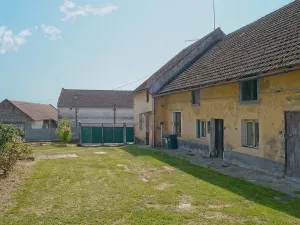 Prodej zemědělské usedlosti, Křesetice, 600 m2