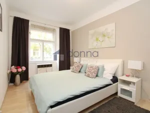 Pronájem bytu 2+kk, Praha, Moravská, 50 m2