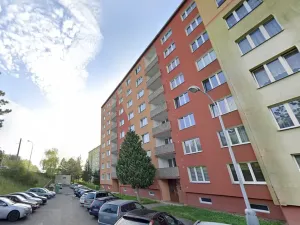 Prodej bytu 3+1, Chomutov, Školní pěšina, 76 m2