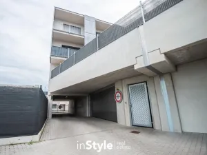 Pronájem bytu 2+kk, Staré Město, Velkomoravská, 71 m2