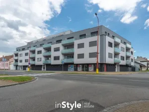 Pronájem bytu 2+kk, Staré Město, Velkomoravská, 71 m2