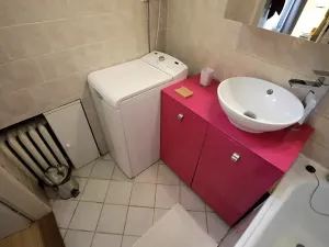 Pronájem bytu 2+kk, Praha - Karlín, Pobřežní, 40 m2