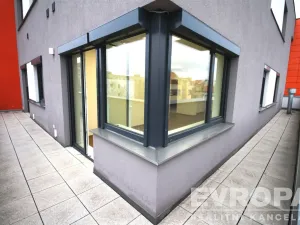 Pronájem kanceláře, Plzeň, Klatovská třída, 82 m2