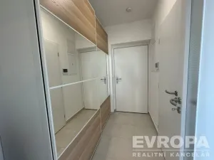 Prodej bytu 1+kk, Plzeň - Újezd, Safírová, 30 m2