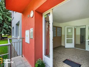 Prodej bytu 2+1, Uherský Ostroh - Ostrožské Předměstí, Sídliště, 54 m2