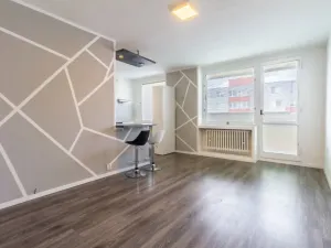 Pronájem bytu 3+kk, Praha - Prosek, Lovosická, 64 m2
