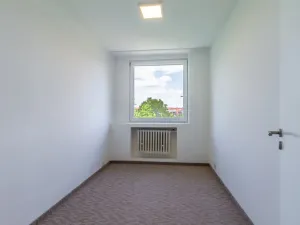Pronájem bytu 3+kk, Praha - Prosek, Lovosická, 64 m2